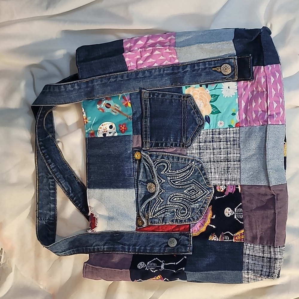 Extra large tote bag made from upcycled jeans